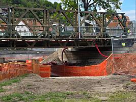 Trasa pro prenaseni lodi_rekonstrukce mostu_Plesivec_Cesky Krumlov (5/14)